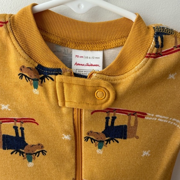 Hanna Andersson Mustard Moose Winter Print Cotton Kids Onesie Unisex 6-9 - Picture 3 of 5